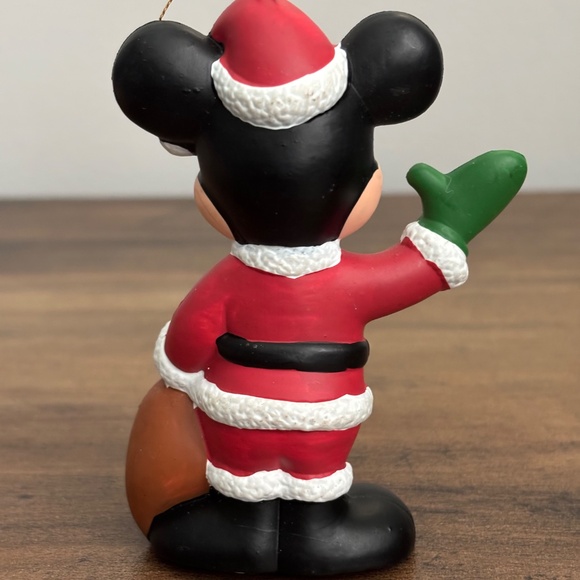 * VINTAGE The Walt DISNEY Co. MICKEY MOUSE Santa Suit Christmas Tree Ornament * - Picture 6 of 10